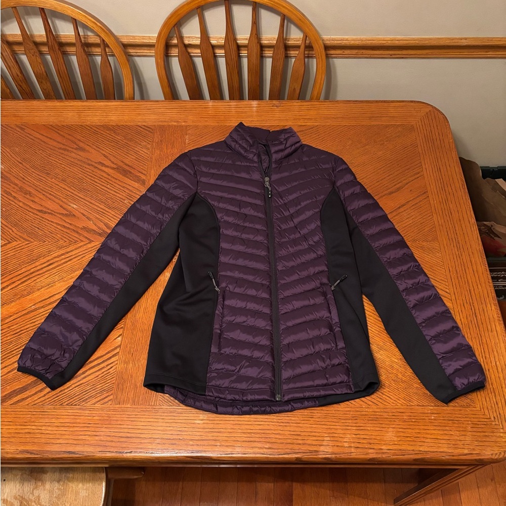 32 Degrees Heat Puffer Jacket Womens Small Full Zip Long Sleeve (Blackberry)